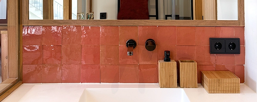 The History of Ceramic Arts in the Middle East